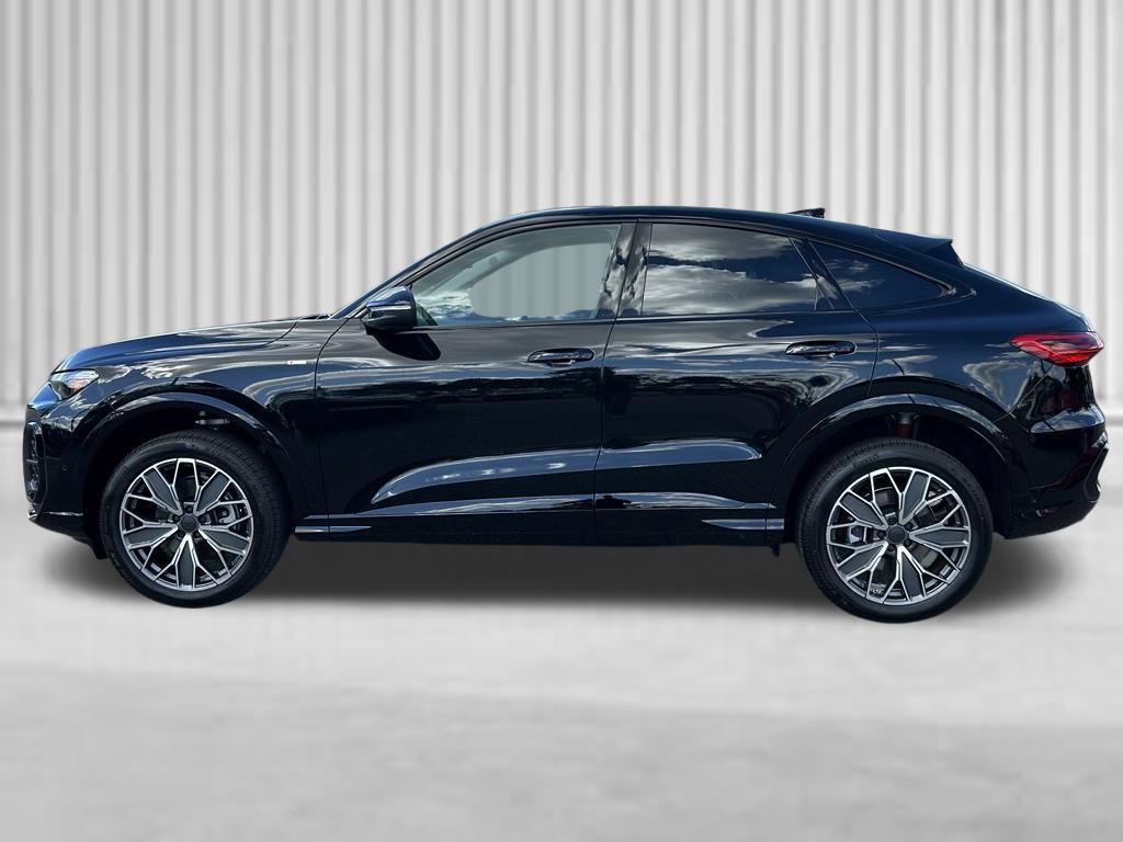 New 2026 Audi Q5 Premium Plus AWD/4WD image 2