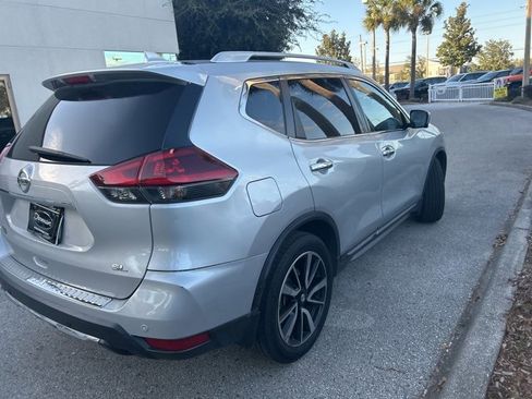 Used 2019 Nissan Rogue SL image 4