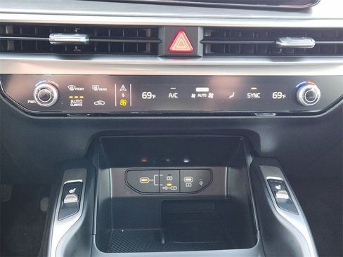 New 2026 Kia Sorento X-Line EX AWD/4WD image 16