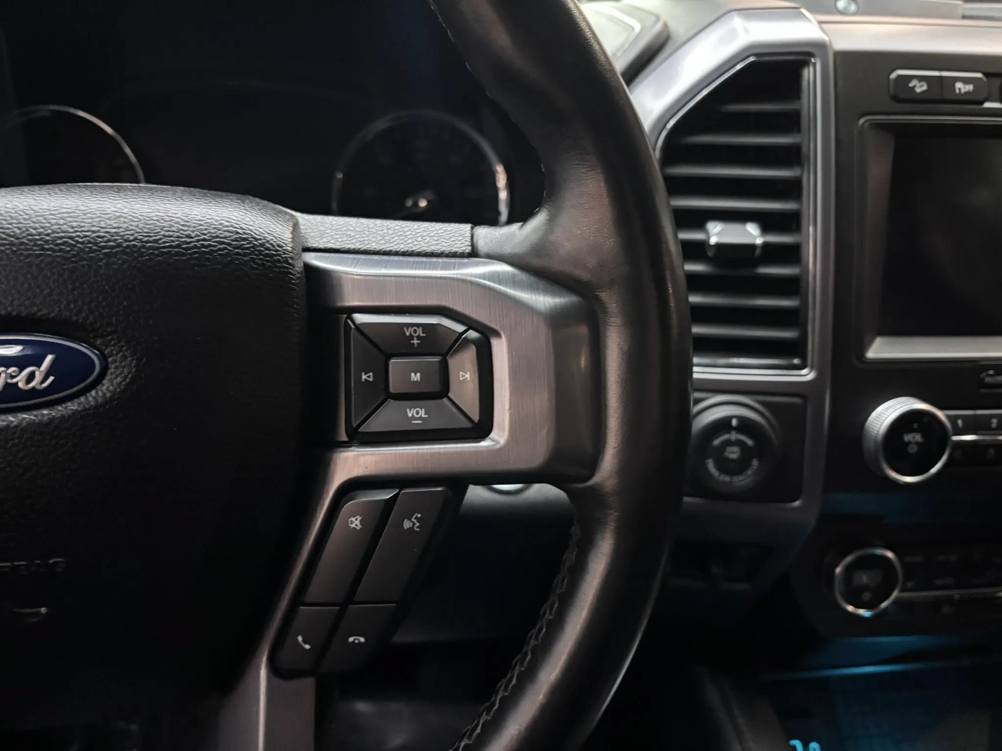 Used 2020 Ford Expedition Max Platinum AWD/4WD image 15