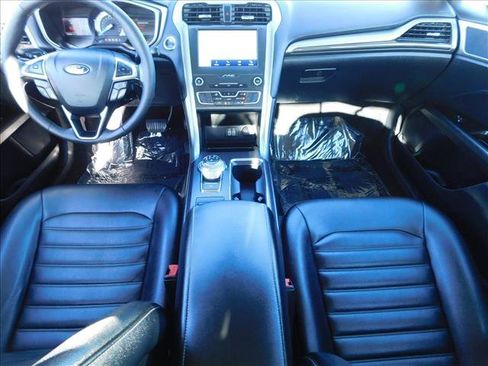 Used 2020 Ford Fusion SEL FWD image 23
