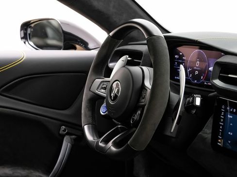 Used 2024 Maserati MC20 Cielo image 18