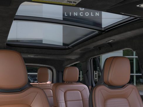 New 2026 Lincoln Aviator Black Label w/ Dynamic Handling Package AWD/4WD image 22