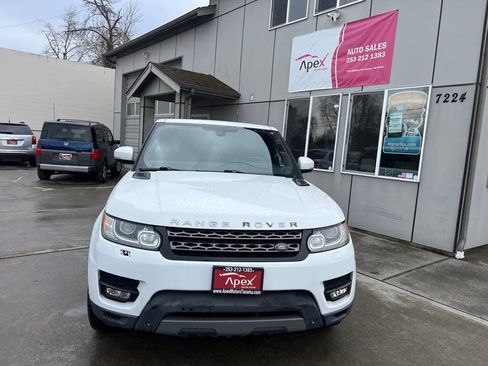 Used 2015 Land Rover Range Rover Sport SE image 2