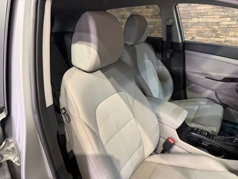 Used 2020 Hyundai Tucson Value AWD/4WD image 33