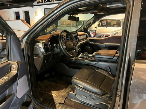 Used 2021 Ford F150 Lariat image 10