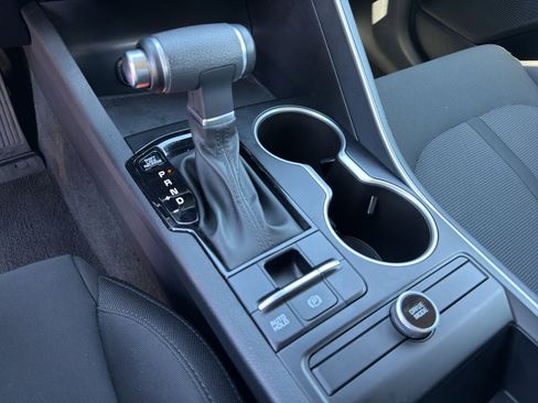 Used 2023 Kia K5 LXS image 16