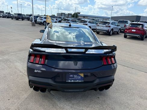 Certified 2025 Ford Mustang Dark Horse w/ Dark Horse Handlin Package RWD image 6