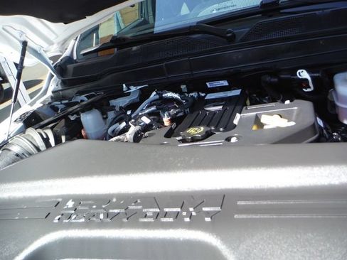Used 2026 RAM 2500 Big Horn AWD/4WD image 12