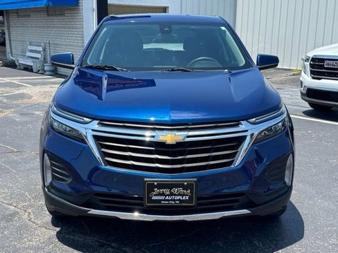 Used 2023 Chevrolet Equinox LT FWD image 2