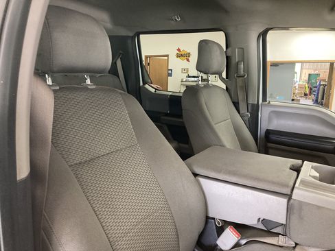 Used 2016 Ford F150 XLT w/ Equipment Group 301A Mid AWD/4WD image 22