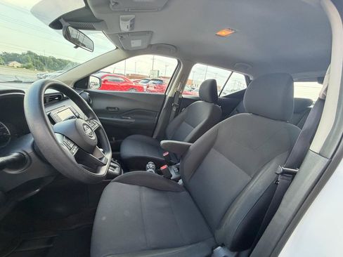 Used 2023 Nissan Kicks S FWD image 10