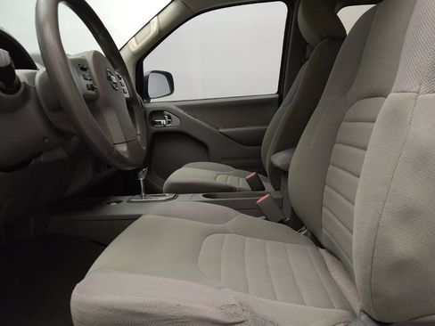 Used 2021 Nissan Frontier S w/ S Utility Package image 17