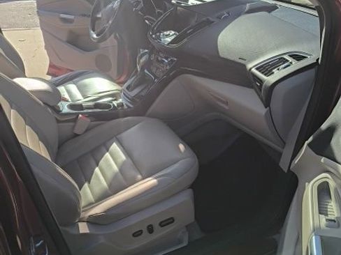 Used 2015 Ford Escape Titanium image 22