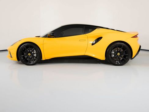 Used 2025 Lotus Emira V6 image 8
