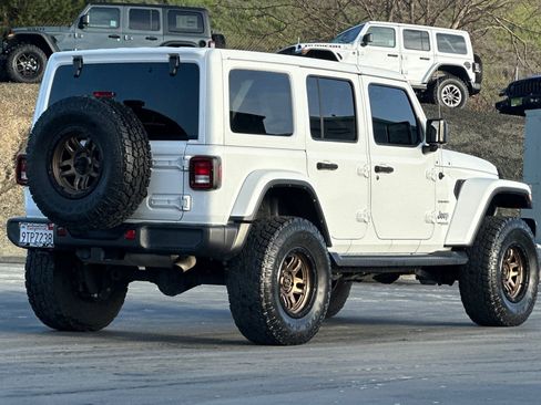 Used 2021 Jeep Wrangler Unlimited Sahara image 4