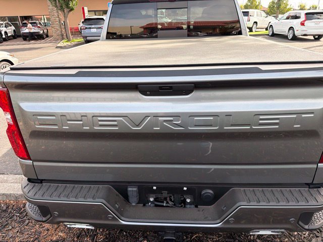 Used 2020 Chevrolet Silverado 1500 High Country w/ Technology Package AWD/4WD image 11