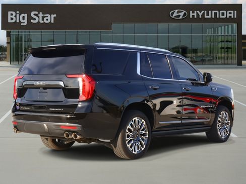 Used 2024 GMC Yukon Denali Ultimate AWD/4WD image 4