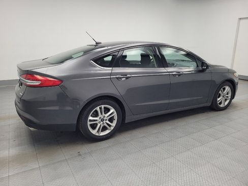 Used 2018 Ford Fusion SE w/ Fusion SE Technology Package image 10