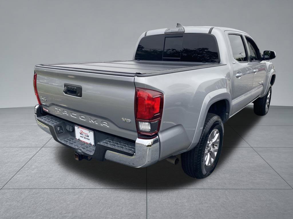 Used 2018 Toyota Tacoma SR5 AWD/4WD image 15