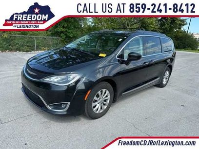 Used 2017 Chrysler Pacifica Touring-L
