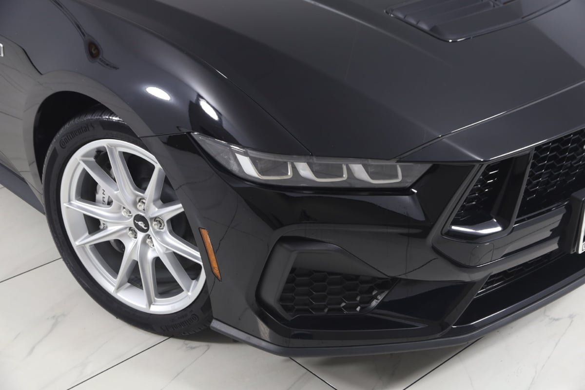 Used 2024 Ford Mustang GT Premium RWD image 19
