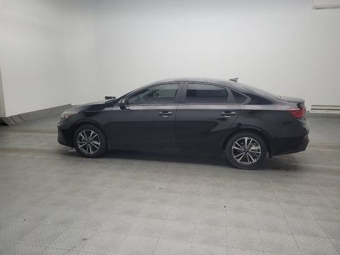 Used 2023 Kia Forte LXS FWD image 3