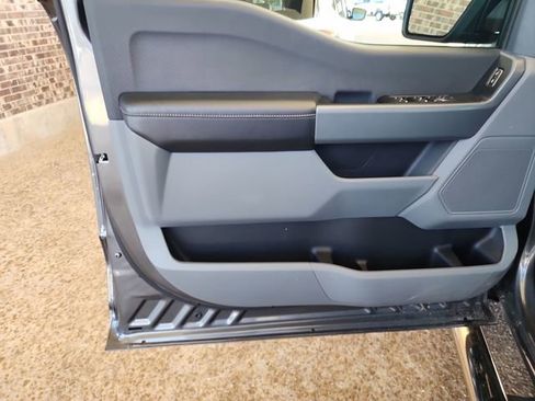 Used 2023 Ford F150 XLT image 9