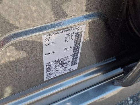Used 2024 Nissan Leaf SV Plus FWD image 27