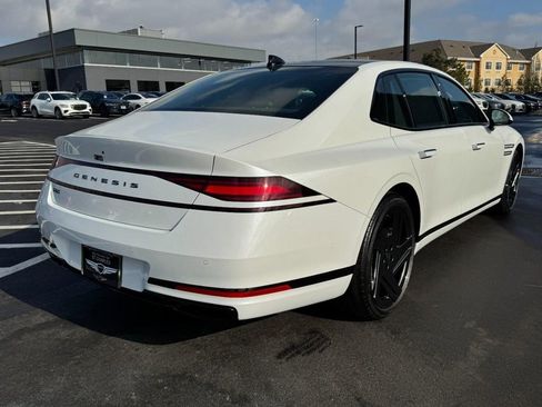 New 2026 Genesis G90 3.5T Prestige image 3