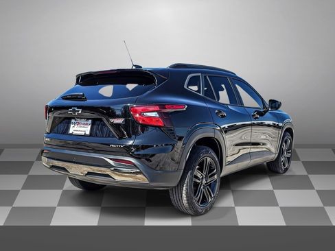 Certified 2025 Chevrolet Trax ACTIV w/ Sunroof Package image 5