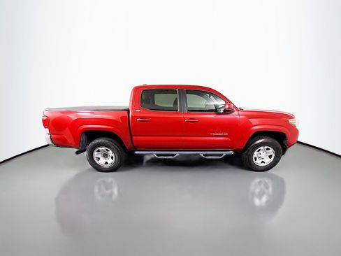 Used 2016 Toyota Tacoma SR5 w/ Towing Package image 11