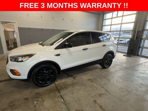 Used 2018 Ford Escape S image 4