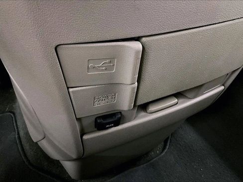 Used 2014 Honda Odyssey EX image 33