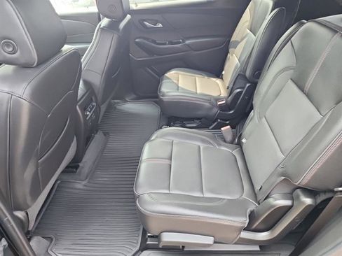 Used 2022 Chevrolet Traverse RS w/ LPO, Floor Liner Package AWD/4WD image 31