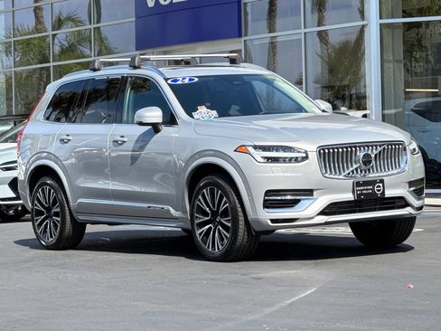 Certified 2024 Volvo XC90 T8 Plus AWD/4WD image 7