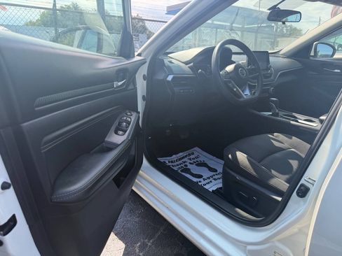 Used 2020 Nissan Altima 2.5 S FWD image 9
