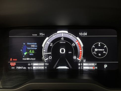 Used 2022 Toyota Tundra Platinum image 17