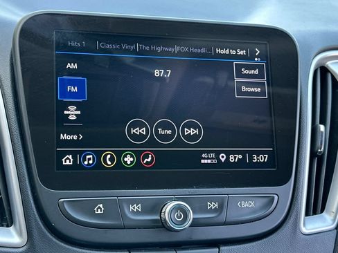 Used 2024 Chevrolet Malibu LT FWD image 18