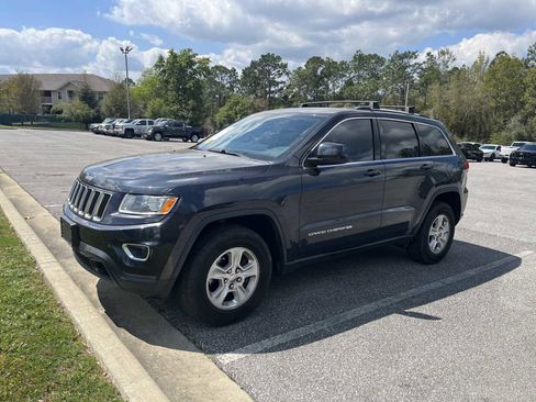 Used 2016 Jeep Grand Cherokee Laredo w/ Quick Order Package 23E image 4