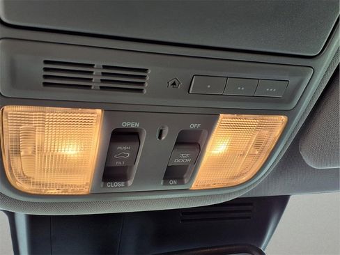 Used 2022 Honda CR-V EX-L image 24