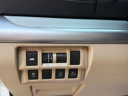 Used 2019 Subaru Legacy 2.5i Premium image 10