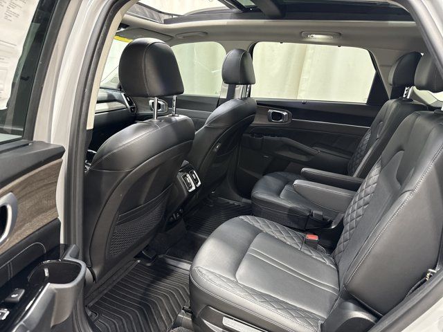 Used 2023 Kia Sorento SX Prestige AWD/4WD image 14