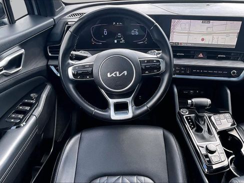 Certified 2023 Kia Sportage X-Line w/ X-Line Premium Package AWD/4WD image 6