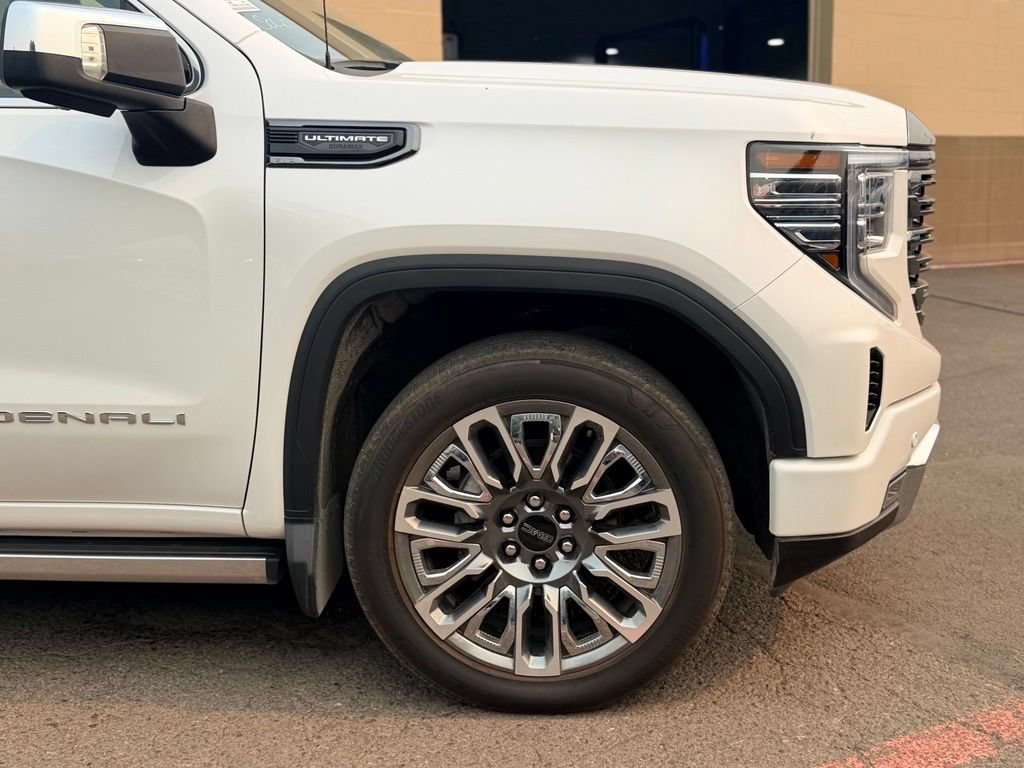 Used 2024 GMC Sierra 1500 Denali Ultimate AWD/4WD image 2