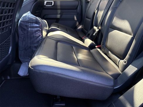 New 2025 Ford Bronco Badlands w/ Sasquatch Package image 21