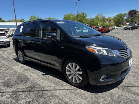 Used 2017 Toyota Sienna Limited Premium AWD/4WD image 20