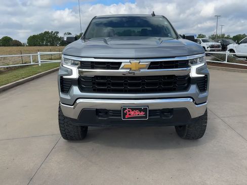 Used 2025 Chevrolet Silverado 1500 LT w/ Work Truck Package image 4
