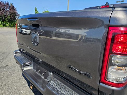 Used 2022 RAM 1500 Big Horn AWD/4WD image 17