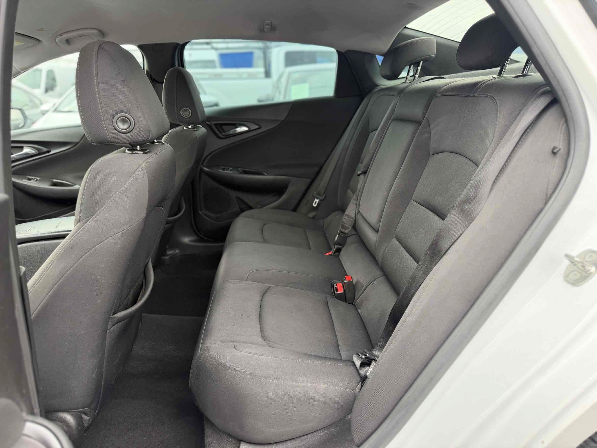 Used 2017 Chevrolet Malibu LS FWD image 11
